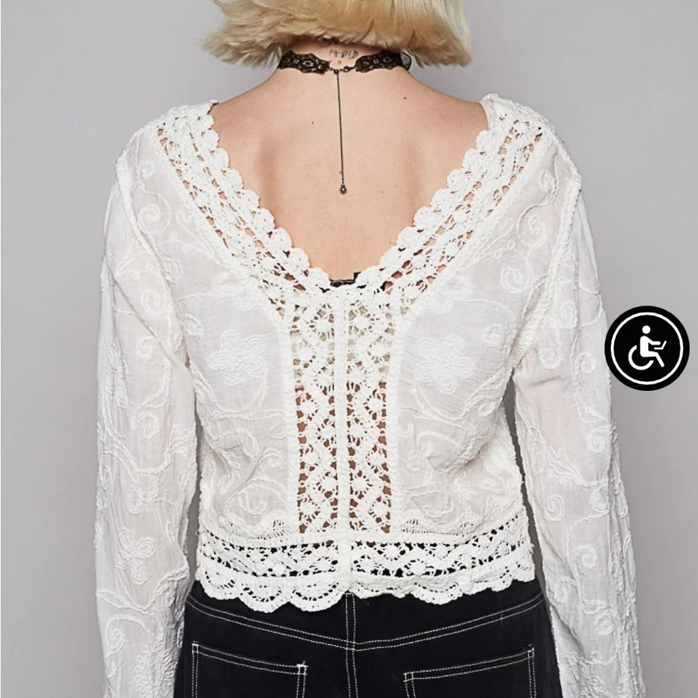 POL One Size White Lace Cotton Women's V Neck Blouse